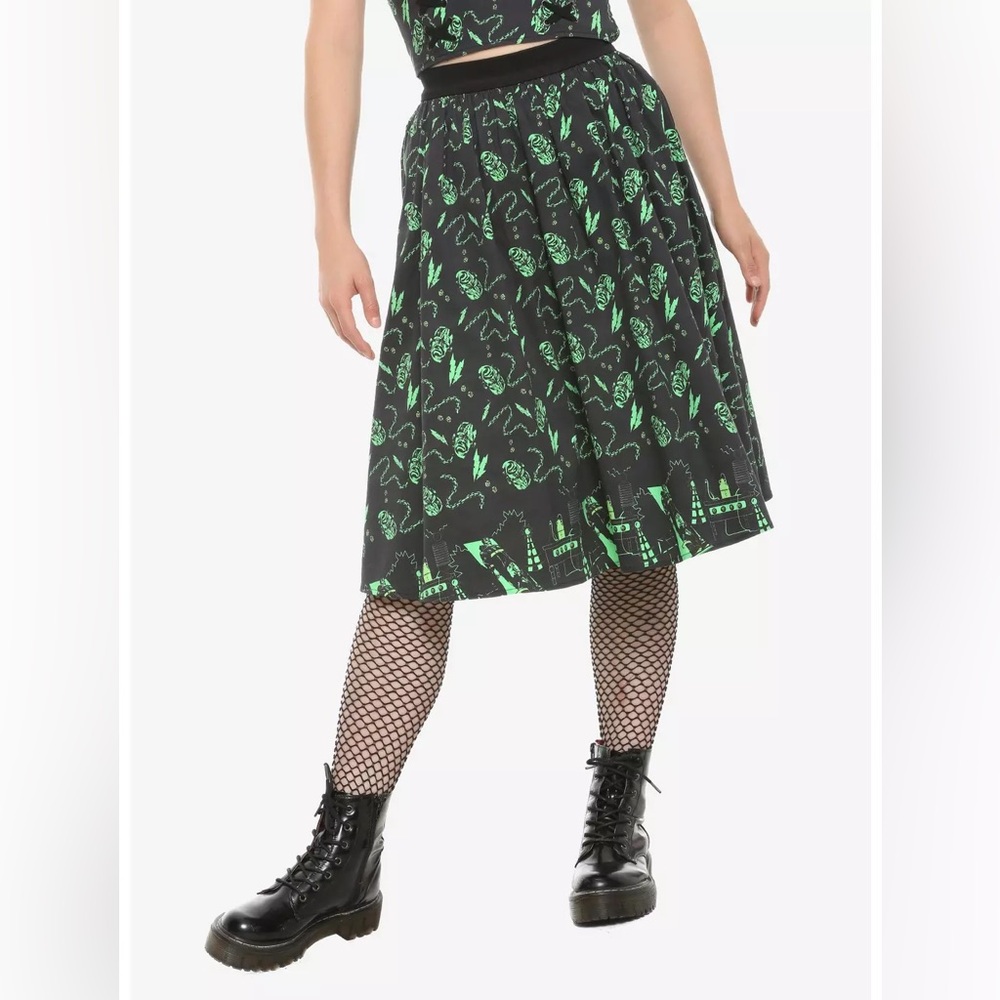 LUC Universal Studios med. Black Monster Frankenstein A-line Skirt